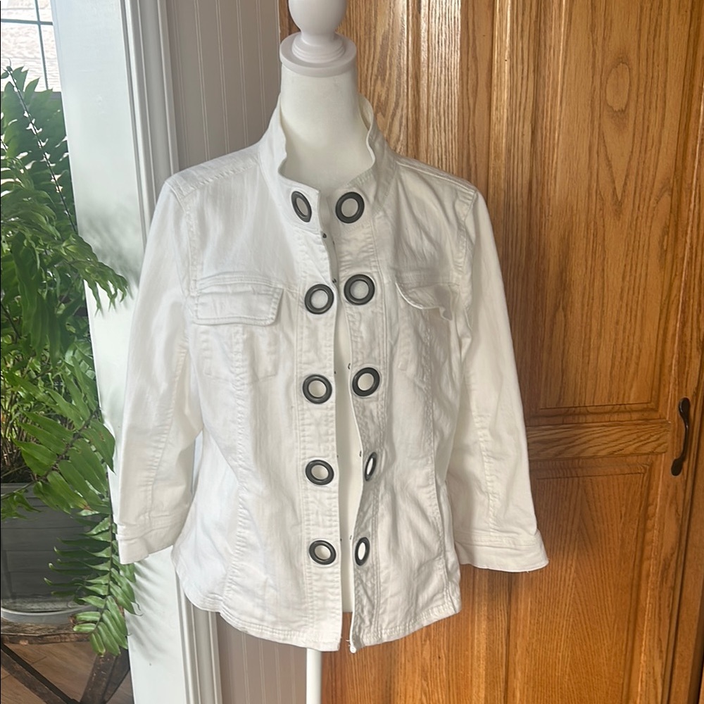 Stylish White Women's Jacket